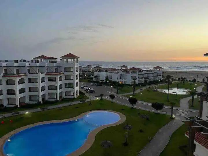Appartement Pied Dans L Eau A Residence Beralmar Asilah Luaran gambar